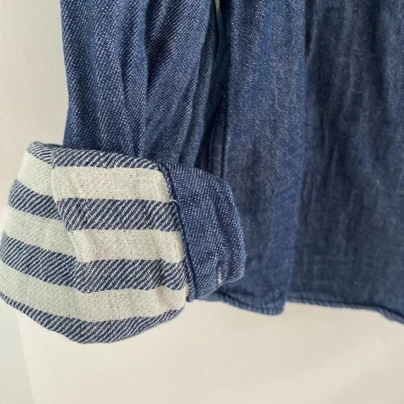 UNTUCKIT denim blue chambray printed stripe lining button-up shirt M - Picture 5 of 6